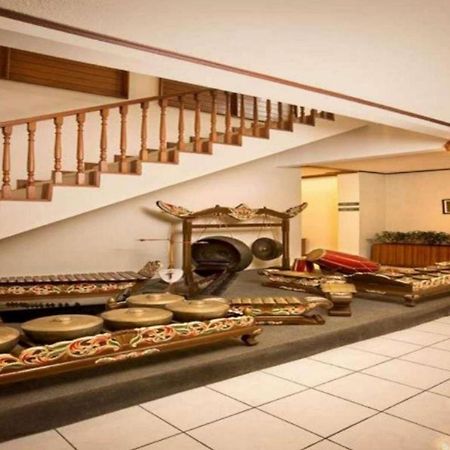 Paniisan Hotel Бандунг Екстериор снимка