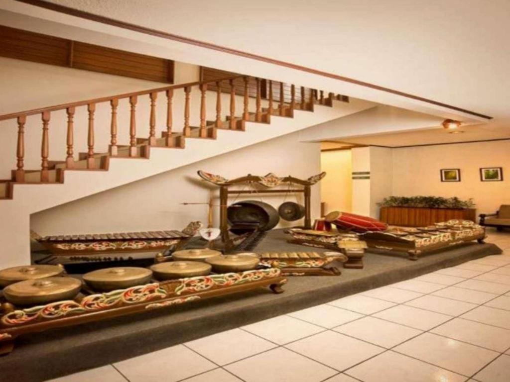 Paniisan Hotel Бандунг Екстериор снимка
